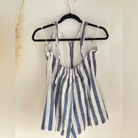 Striped Halter Romper - Picture 2 of 5
